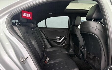 Mercedes-Benz A-Класс, 2019 год, 3 150 000 рублей, 13 фотография