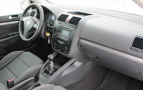 Volkswagen Golf V, 2004 год, 399 000 рублей, 7 фотография