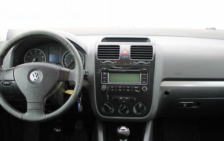 Volkswagen Golf V, 2004 год, 399 000 рублей, 8 фотография