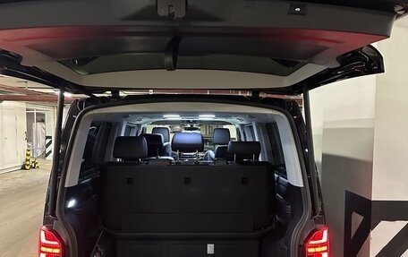 Volkswagen Multivan T6 рестайлинг, 2020 год, 7 300 000 рублей, 4 фотография