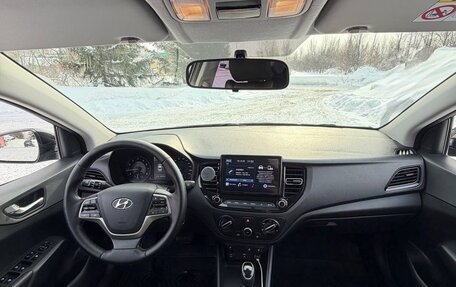 Hyundai Solaris II рестайлинг, 2021 год, 1 555 555 рублей, 3 фотография