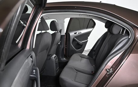 Volkswagen Jetta VI, 2015 год, 1 099 000 рублей, 6 фотография