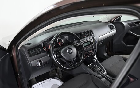 Volkswagen Jetta VI, 2015 год, 1 099 000 рублей, 7 фотография