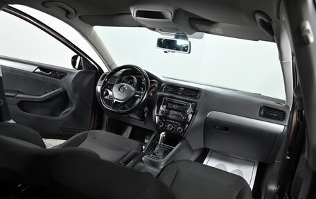 Volkswagen Jetta VI, 2015 год, 1 099 000 рублей, 5 фотография