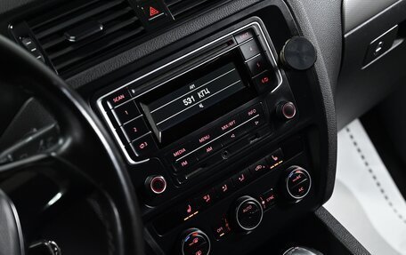 Volkswagen Jetta VI, 2015 год, 1 099 000 рублей, 12 фотография