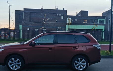 Mitsubishi Outlander III рестайлинг 3, 2012 год, 1 090 000 рублей, 3 фотография