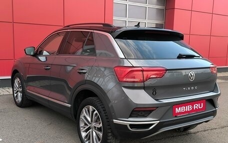 Volkswagen T-Roc I, 2019 год, 1 990 000 рублей, 6 фотография