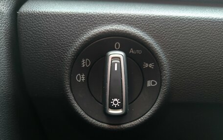 Volkswagen T-Roc I, 2019 год, 1 990 000 рублей, 18 фотография