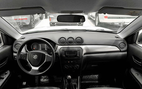 Suzuki Vitara II рестайлинг, 2020 год, 1 820 000 рублей, 17 фотография