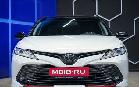 Toyota Camry, 2021 год, 3 370 000 рублей, 4 фотография
