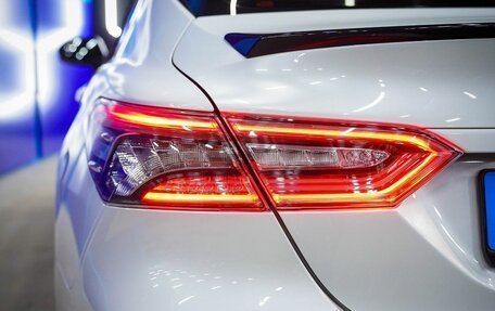 Toyota Camry, 2021 год, 3 370 000 рублей, 21 фотография