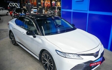 Toyota Camry, 2021 год, 3 370 000 рублей, 20 фотография