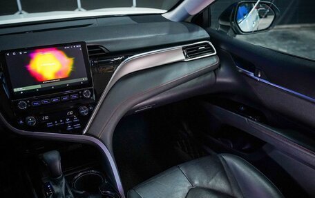 Toyota Camry, 2021 год, 3 370 000 рублей, 31 фотография