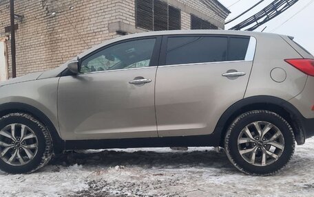 KIA Sportage III, 2015 год, 1 380 000 рублей, 2 фотография