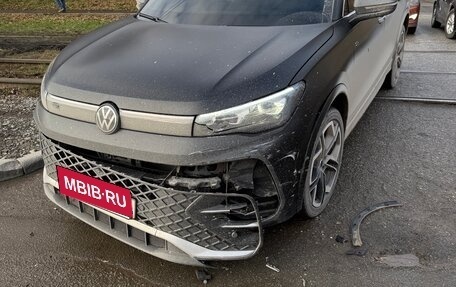 Volkswagen Tiguan, 2024 год, 4 350 000 рублей, 14 фотография