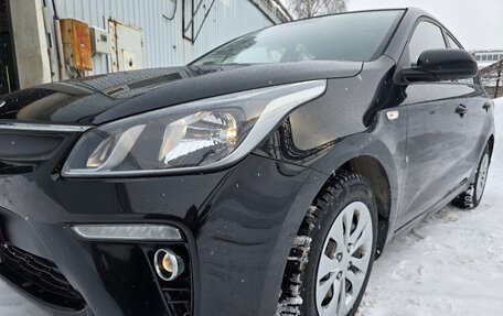 KIA Rio IV, 2017 год, 1 350 000 рублей, 2 фотография