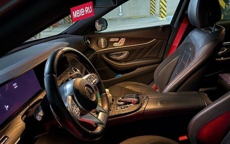 Mercedes-Benz E-Класс AMG, 2019 год, 6 190 000 рублей, 4 фотография