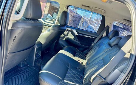 Mitsubishi Pajero Sport III рестайлинг, 2019 год, 2 500 000 рублей, 14 фотография