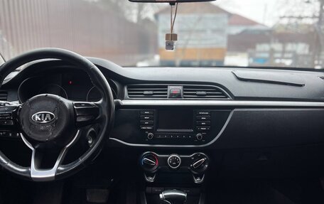 KIA Rio IV, 2018 год, 1 300 000 рублей, 8 фотография