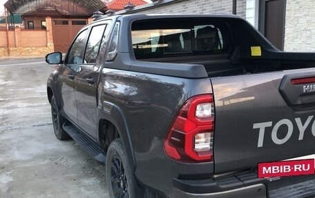 Toyota Hilux VIII, 2022 год, 6 100 000 рублей, 5 фотография