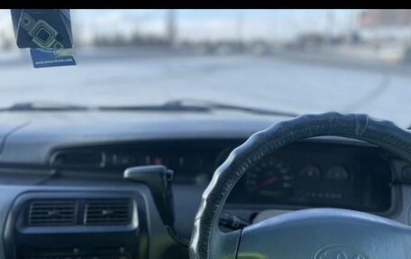 Toyota Town Ace III, 1998 год, 460 000 рублей, 2 фотография