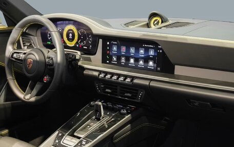 Porsche 911, 2025 год, 33 300 000 рублей, 15 фотография