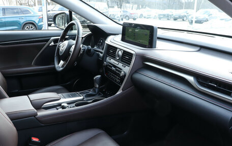 Lexus RX IV рестайлинг, 2021 год, 5 700 000 рублей, 9 фотография