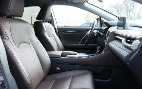 Lexus RX IV рестайлинг, 2021 год, 5 700 000 рублей, 14 фотография