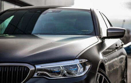 BMW 5 серия, 2020 год, 5 499 000 рублей, 2 фотография