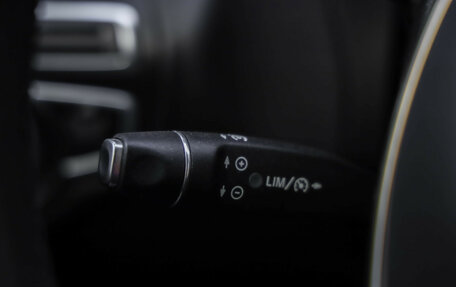 Mercedes-Benz C-Класс, 2017 год, 2 599 000 рублей, 13 фотография