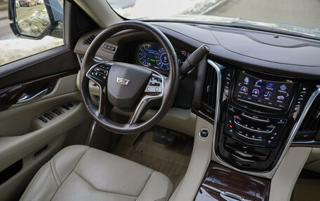 Cadillac Escalade IV, 2016 год, 4 049 000 рублей, 10 фотография