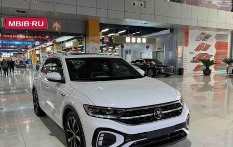 Volkswagen T-Roc I, 2024 год, 1 630 000 рублей, 1 фотография