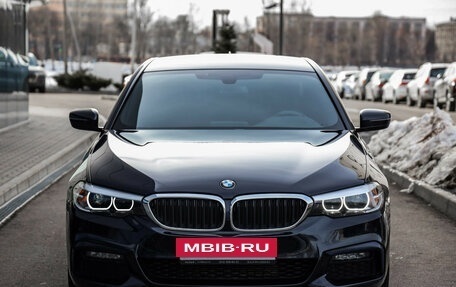 BMW 5 серия, 2019 год, 3 999 000 рублей, 4 фотография