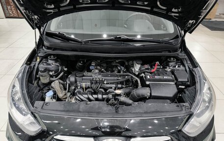 Hyundai Solaris II рестайлинг, 2011 год, 550 000 рублей, 11 фотография