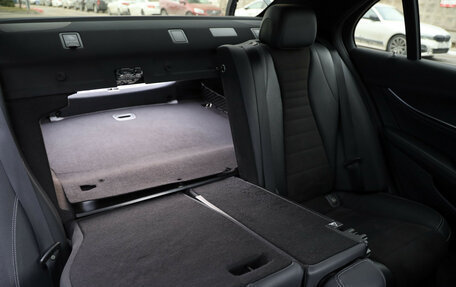 Mercedes-Benz E-Класс, 2021 год, 3 799 000 рублей, 30 фотография