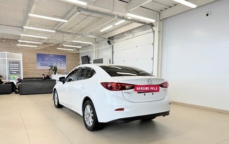 Mazda Axela, 2015 год, 1 129 000 рублей, 4 фотография