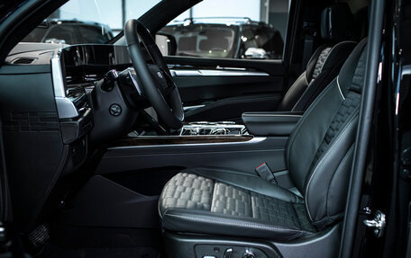 Cadillac Escalade V, 2025 год, 21 046 920 рублей, 12 фотография