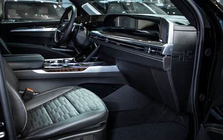 Cadillac Escalade V, 2025 год, 21 046 920 рублей, 26 фотография