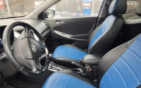 Hyundai Solaris II рестайлинг, 2014 год, 1 100 000 рублей, 12 фотография