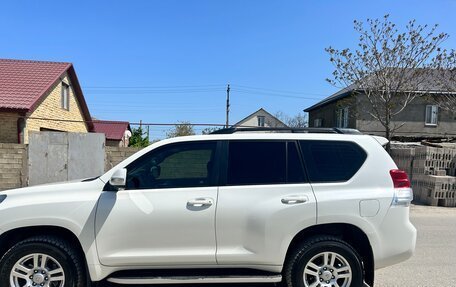 Toyota Land Cruiser Prado 150 рестайлинг 2, 2011 год, 3 200 000 рублей, 7 фотография