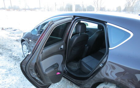 Opel Astra J, 2014 год, 670 000 рублей, 11 фотография