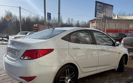 Hyundai Solaris II рестайлинг, 2015 год, 925 000 рублей, 9 фотография