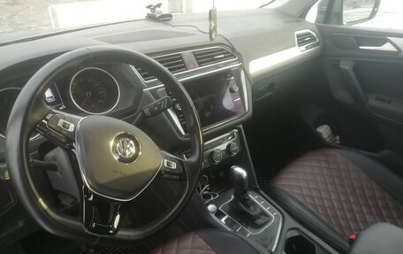 Volkswagen Tiguan II, 2020 год, 2 550 000 рублей, 5 фотография