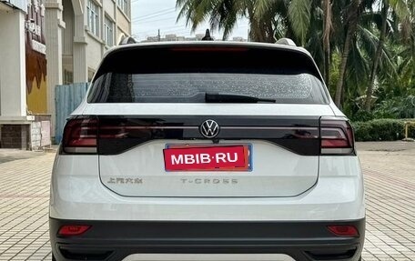 Volkswagen T-Cross I, 2022 год, 1 349 000 рублей, 5 фотография