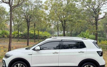 Volkswagen T-Cross I, 2022 год, 1 350 000 рублей, 4 фотография