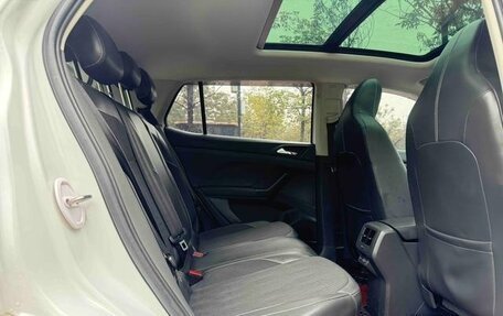 Volkswagen T-Cross I, 2022 год, 1 350 000 рублей, 15 фотография