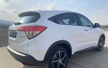 Honda Vezel, 2022 год, 1 710 008 рублей, 4 фотография