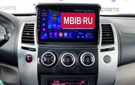 Mitsubishi Pajero Sport II рестайлинг, 2015 год, 1 865 000 рублей, 18 фотография