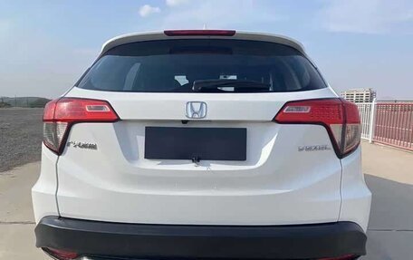 Honda Vezel, 2022 год, 1 710 008 рублей, 5 фотография