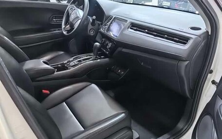 Honda Vezel, 2022 год, 1 710 008 рублей, 9 фотография